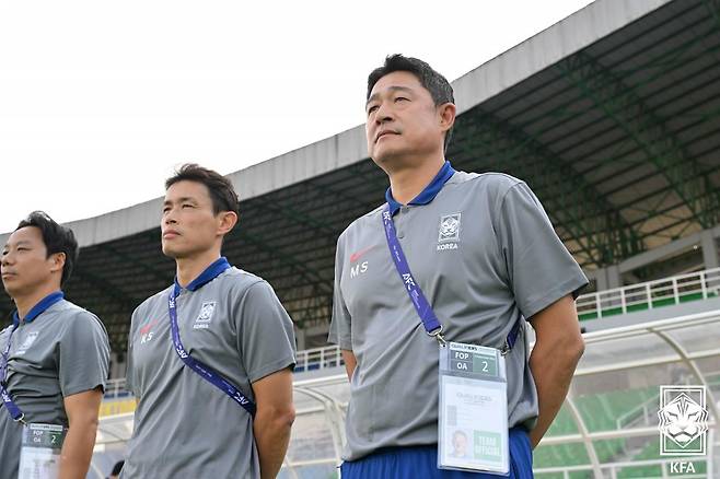 이민성(오른쪽) 22세 이하(U-22) 축구대표팀 감독. /사진=대한축구협회 제공
