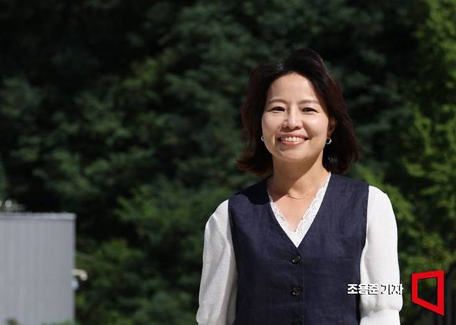 류수정 서울대학교 객원교수(전 사피온 코리아 대표)가 서울 관악구 서울대학교 해동첨단공학관에서 아시아경제와 인터뷰를 하고 있다.