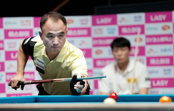 4차 투어 우승자 이승진이 5차 투어에서 와일드카드 자격으로 출전한 박광수에 패했다. 사진은 PBA에서 활약 중인 이승진의 모습. /사진=프로당구협회(PBA) 제공