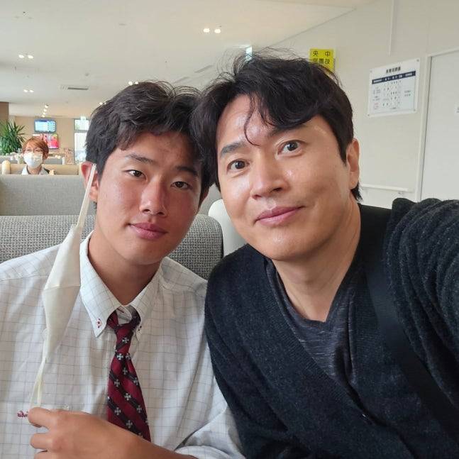 ▲ 다니의 성장 스토리는 흥미롭다. 한국과 일본 이중 국적을 가진 그는 FC서울 산하 오산중에서 뛴 뒤 어머니의 나라 일본으로 건너가 본격적으로 선수 생활을 이어갔다. 현재 J1리그 사간도스 유스팀 소속으로 일본 청소년 대표팀 문을 꾸준히 두드리고 있다. ⓒ 김정민 SNS