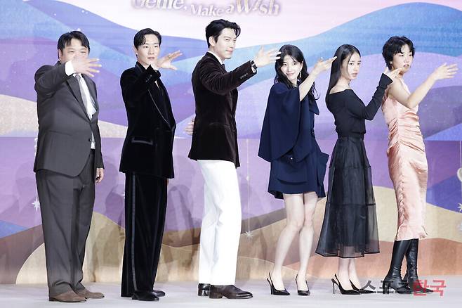 넷플릭스 오리지널 시리즈 '다 이루어질지니' 제작발표회에 참석한 배우 고규필, 노상현, 김우빈, 수지, 안은진, 이주영. 25.9.29 ⓒ이혜영 기자 lhy@hankooki.com