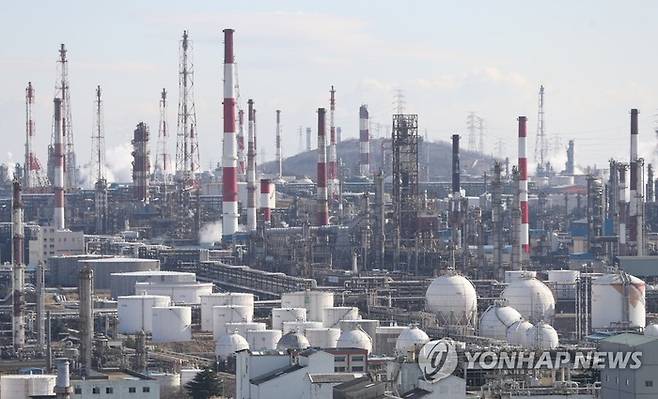 울산 남구에 있는 울산 석유화학단지 전경.  연합뉴스