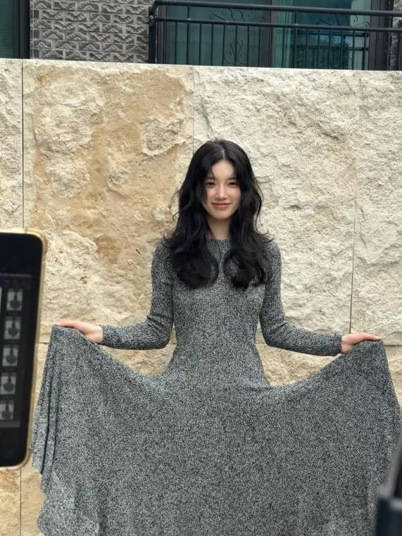 수지 소셜 미디어