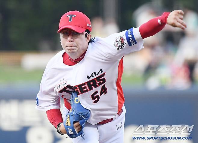 24일 광주 기아 챔피언스필드에서 열린 LG-KIA전. KIA 선발투수 양현종이 투구하고 있다. 광주=정재근 기자 cjg@sportschosun.com/2025.7.24/