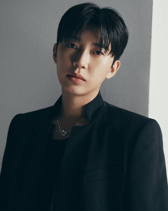 추석 특집 방송 '임영웅 리사이틀' 서울 고척스카이돔의 뜨거운 함성, 안방으로