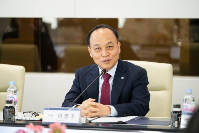 이영조 한국중부발전 사장이 9월 30일 충남 보령에 위치한 본사에서 기자단 간담회를 진행하고 있다. 중부발전 제공