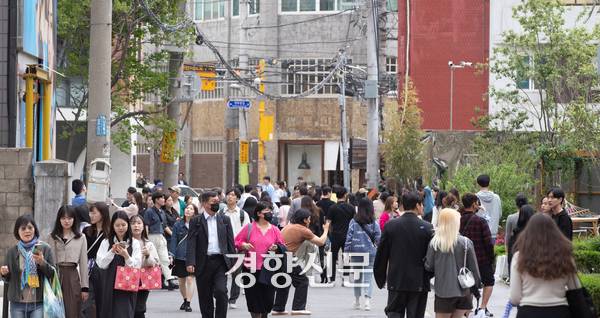 서울 성동구 성수동 번화가 모습. 성동훈 기자