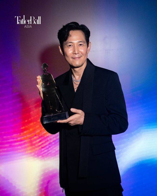 찰리채플린 어워즈 제공