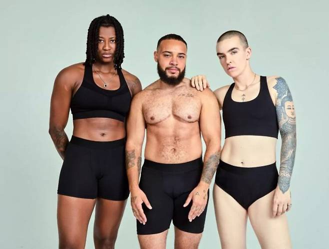 남성성을 유지하면서도 생리를 경험하는 사람들이 쓸 수 있는 생리 속옷 브랜드 '로스트페임(LostFame)'. 사진=가운데 남성이 트렌스남성 케니이선존스 / 직접 착용한 생리 속옷 '로스트페임'