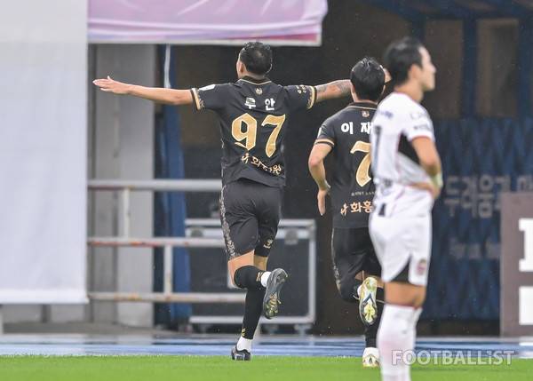 루안(왼쪽, 수원FC). 서형권 기자