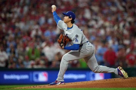 역투하는 오타니. AP=연합뉴스