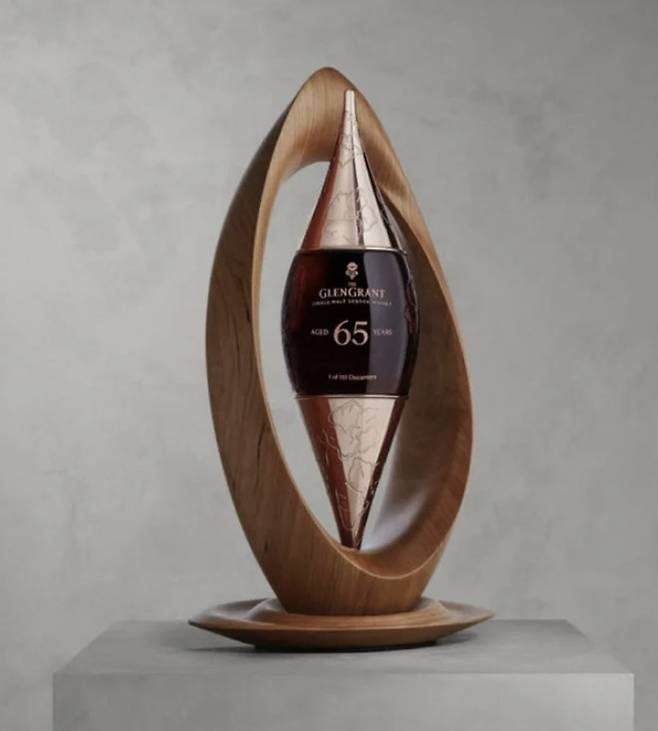 CU에서 추석을 맞아 판매한 7500만원 하이엔드 위스키 글렌그란트 65년 (사진=BGF 리테일)