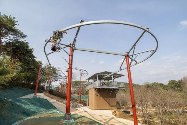 익산 왕궁보석테마관광지 롤글라이더/사진 제공=익산시