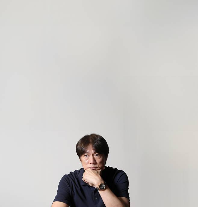 내년 북중미 월드컵을 준비 중인 홍명보 축구대표팀 감독. 강정현 기자