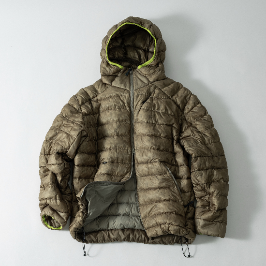 지난해 겨울 빅히트를 친 시에라디자인 뮤어 경량구스다운(시에라디자인 제공)