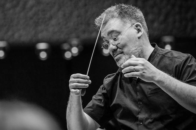 NDR 엘프필하모니 오케스트라의 상임 지휘자 앨런 길버트 [빈체로 제공]