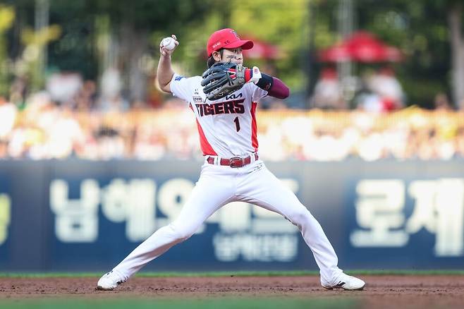 ▲ 2023년 KBO 수비상 제정 이후 유격수 부문 수상을 놓치지 않았던 KIA 박찬호. ⓒKIA타이거즈