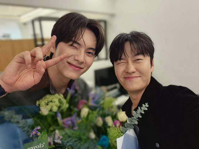 이채민(왼쪽)과 오의식(사진=오의식 SNS)