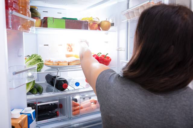 식품별 보관법을 알아두면 신선함을 오래 유지할 수 있다. 클립아트코리아