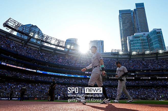 ▲ 양키스는 올 시즌 내내 약했던 토론토에 포스트시즌에서도 발목이 잡힌 모양새다