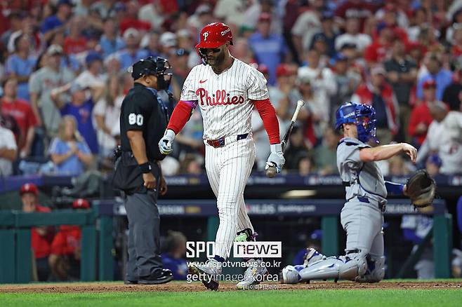 ▲ 포스트시즌 들어 타선이 좀처럼 터지지 않고 있는 필라델피아는 최근 8번의 포스트시즌 경기에서 단 1승에 그쳤다