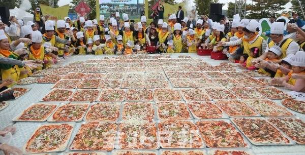 2025 임실N치즈축제가 8일 개막식을 시작으로 12일까지 닷새간 임실 치즈테마파크와 치즈마을, 임실읍 일원에서 열린다. /전북일보 자료사진