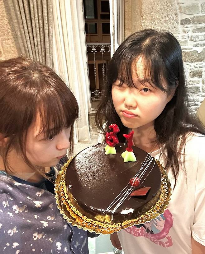 김보라(왼쪽), 이수현. 사진 출처=김보라 계정