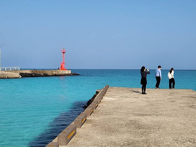 제주시 구좌읍 김녕리 세기알해변.