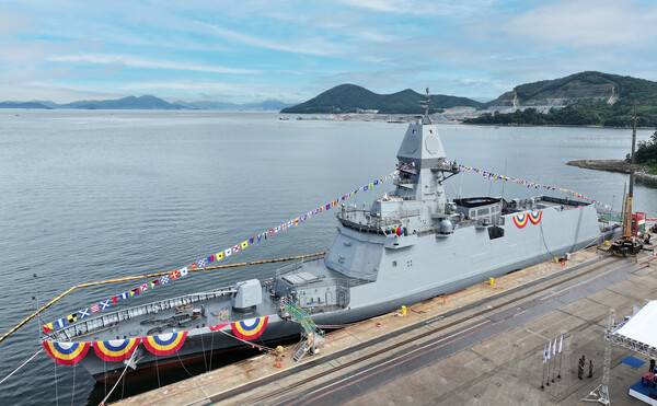 6월에 진수식을 한 대한민국 해군 차세대 주력 호위함, 울산급 Batch(배치)-Ⅲ 2번함 경북함. /SK오션플랜트