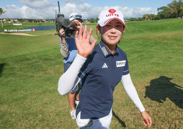 우승 확정 후 활짝 웃는 황유민. ‘돌격대장’ 외에 ‘윰블리’라는 별명도 있다. 사진 제공=대홍기획