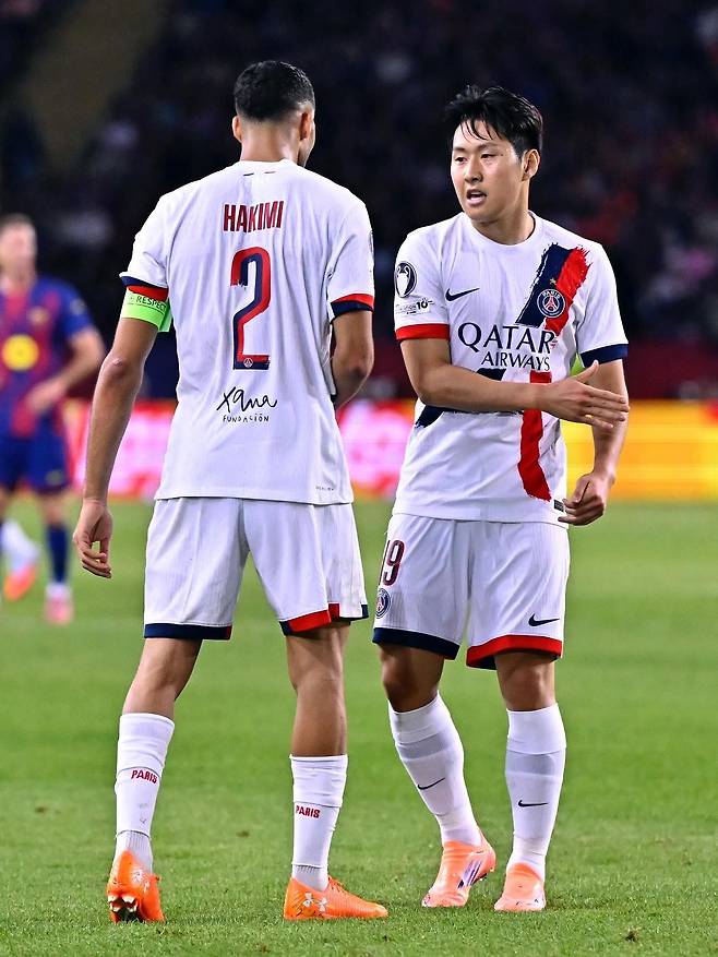 PSG 이강인(오른쪽)을 애스턴 빌라가 노리고 있다. 사진출처｜PSG 페이스북