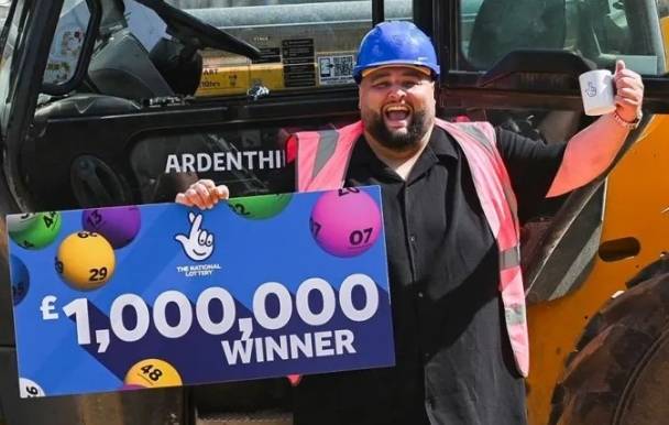 아담로페즈(39) BBC 갈무리.