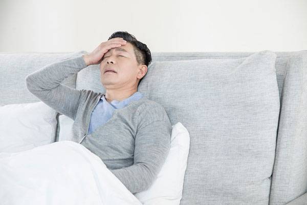 나이가 들수록 신진대사가 저하되고 신체기능이 떨어지면서 여러 건강 문제가 생길 수 있다./사진=클립아트코리아