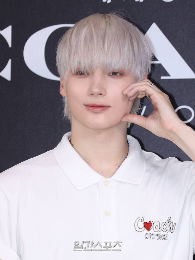 투모로우바이투게더(TXT) 휴닝카이가 25일 오전 서울 영등포구 더현대에서 열린 한 패션 브랜드 포토월 행사에 참석해 포토타임을 갖고 있다. 서병수 기자 qudtn@edaily.co.kr /2025.07.25/