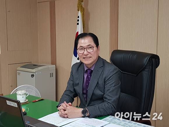신우철 완도군수 [사진=김상진 기자]