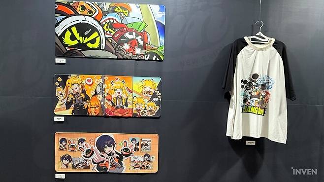 ▲ 그림은 기본, 이제는 티셔츠 디자인에