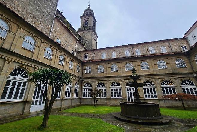 스페인 산티아고 파라도르, 샌프란시스코 호텔