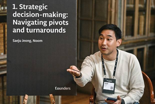 지난 2022년 개최된 창업자 회담(Founder’s Summit)에서 글로벌 창업인 멘토링을 하고 있는 모습. <정세주 제공>