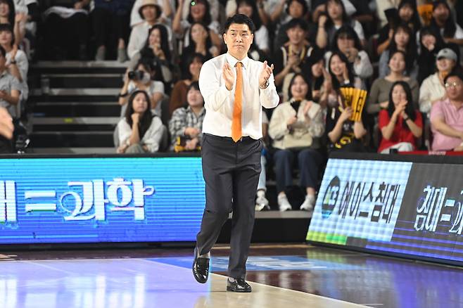 창원 LG 조상현 감독