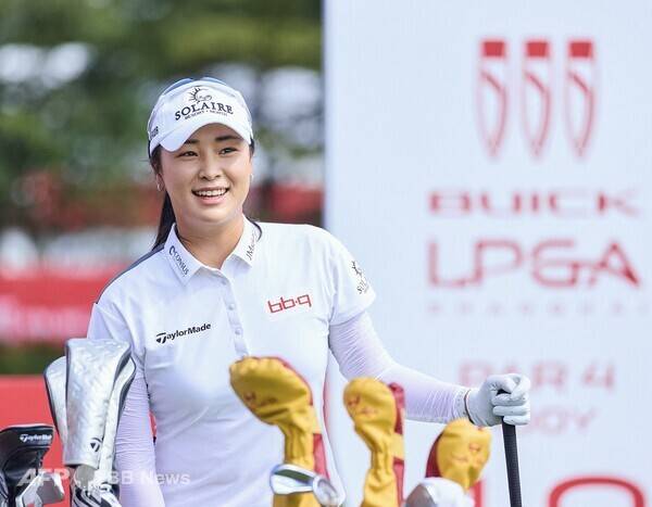 2025년 미국여자프로골프(LPGA) 투어 '아시안 스윙' 뷰익 LPGA 상하이 골프대회에 출전한 윤이나 프로. 사진제공=ⓒAFPBBNews = News1 (사진을 무단으로 사용하지 마십시오.)