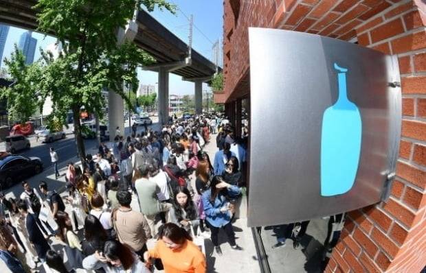 서울 성수동 블루보틀 매장. 사진=한경DB