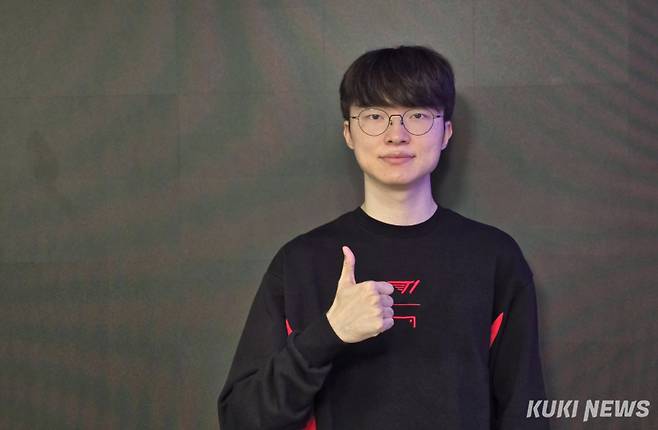 ‘페이커’ 이상혁이 9일 서울 강남구 T1 사옥에서 쿠키뉴스와 인터뷰하고 있다. 김영건 기자