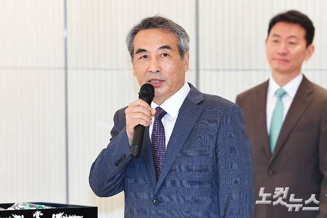 윤석열 전 대통령 부인 김건희 씨와 관련한 각종 의혹 사건을 수사하는 민중기 특별검사. 박종민 기자