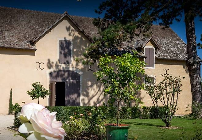 도멘 뒤 파비용. 홈페이지