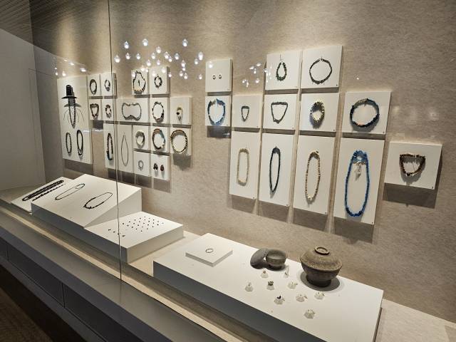 통일신라와 고려, 조선 시대 유리구슬 유물들. 김효정 기자