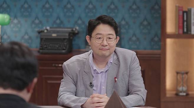 [서울=뉴시스] 세 개의 시선. (사진 = SBS TV 제공) 2025.10.12. photo@newsis.com *재판매 및 DB 금지