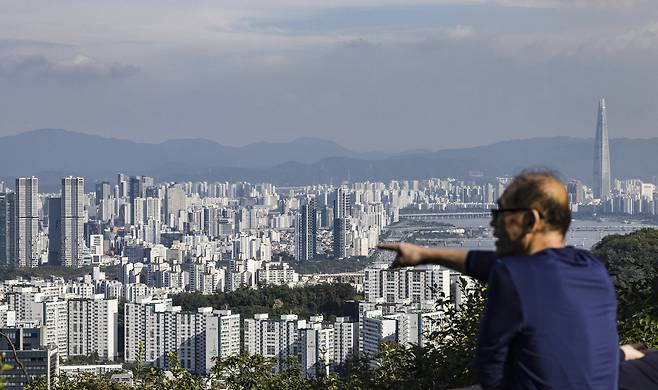 은퇴 후 남은 집 한 채가 세금 부담으로 돌아오고 있다. 뉴시스