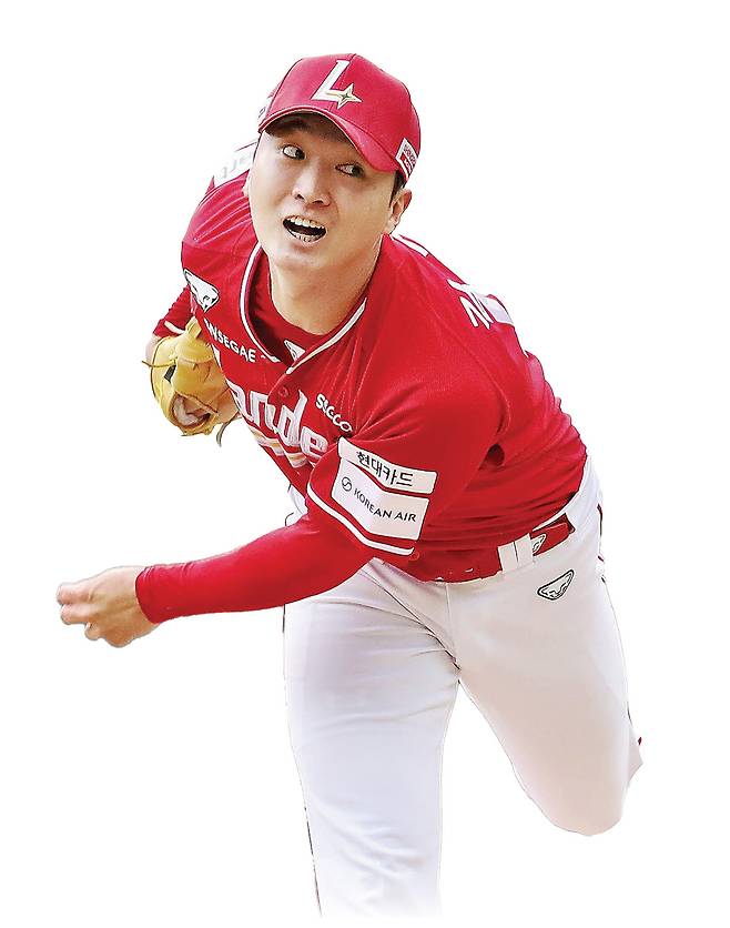 SSG 김건우가 지난 11일 인천 SSG랜더스필드에서 열린 2025 프로야구 KBO리그 포스트시즌 준플레이오프 2차전 삼성과 경기에서 역투하고 있다. SSG 랜더스 제공