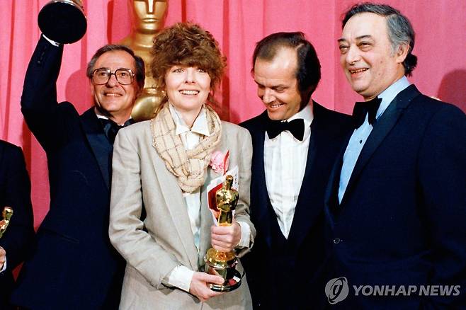 애니 홀로 여우주연상 수상한 다이앤 키튼 [AP=연합뉴스 자료사진. 재판매 및 DB 금지]