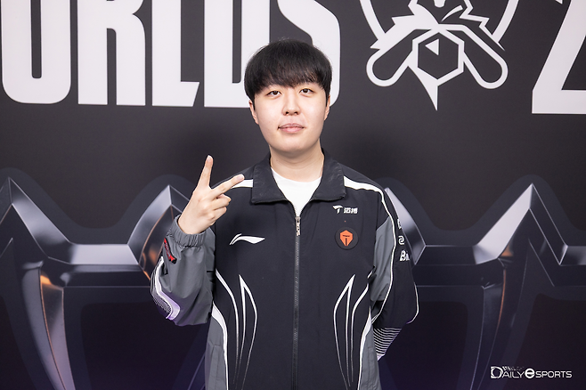 TES '카나비' 서진혁